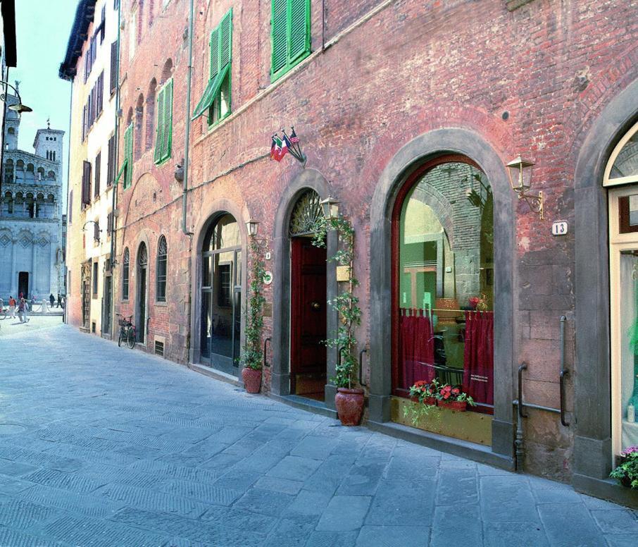 Piccolo Hotel Puccini Lucca Exterior photo