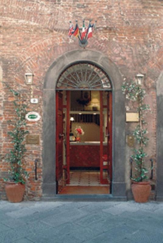 Piccolo Hotel Puccini Lucca Exterior photo